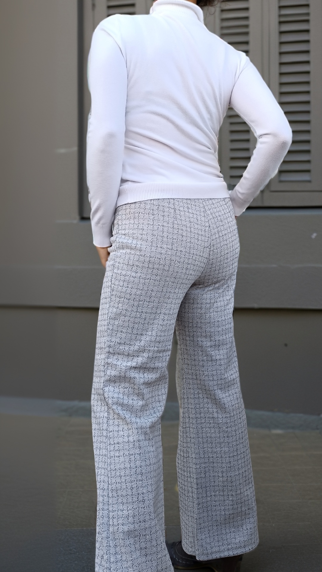 ARTEMIS-BELLBOTTOM-PANTS-CHECKERED-FROZENWHITE 3