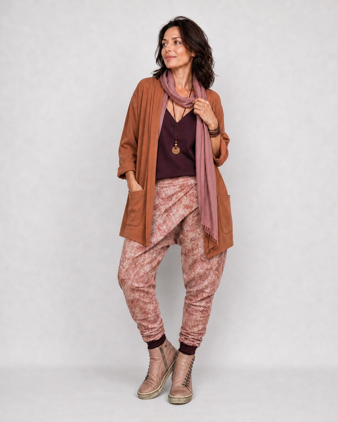 ARTEMIS-HAREMPANTS-Blush-Drift3 1